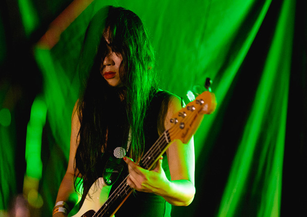 Irita Pai Playing Bass with L.A. Witch