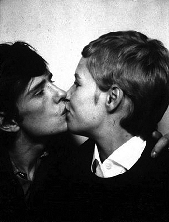 Stuart Sutcliffe and Astrid Kircherr Kissing in Black and White Photo Booth Picture Automat